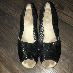 Black Sequin Wedge Toms